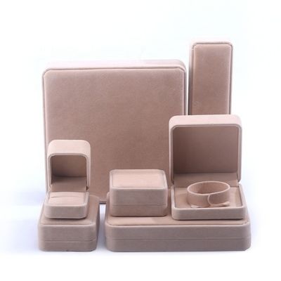 Phụ kiện bán buôn sản xuất hign cuối đồ trang sức hộp đóng gói logo tùy chỉnh cá nhân vòng cổ cao cấp vòng đeo tai nhẫn đóng gói nhung Beige hộp trang sức