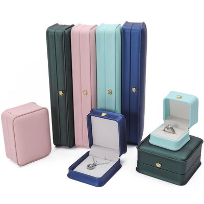 Nhãn hiệu tùy chỉnh hộp đồ trang sức da PU cho vòng đeo tay vương miện vòng đeo cổ vòng đóng gói