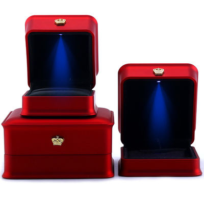 Bao bì đồ trang sức Hanhong Custom Luxury Crown LED Box cho vòng đeo tay và nhẫn