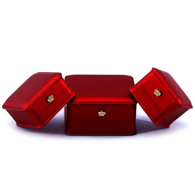 Bao bì đồ trang sức Hanhong Custom Luxury Crown LED Box cho vòng đeo tay và nhẫn