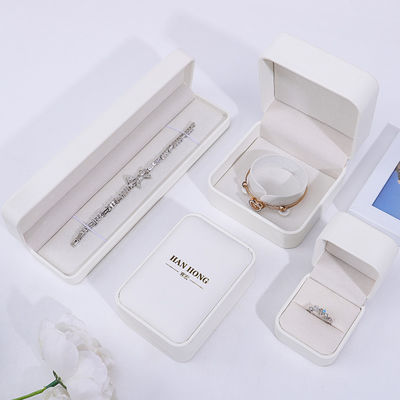 Hộp đồ trang sức da PU màu trắng, hộp đồ trang sức da cho vòng đeo cổ tay