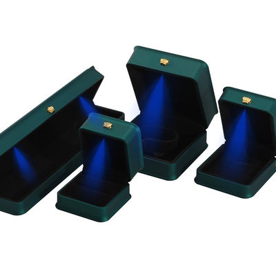 Hộp trang sức ánh sáng LED cho đồ trang sức vương miện sang trọng tùy chỉnh Bao bì vật liệu nhung nhựa