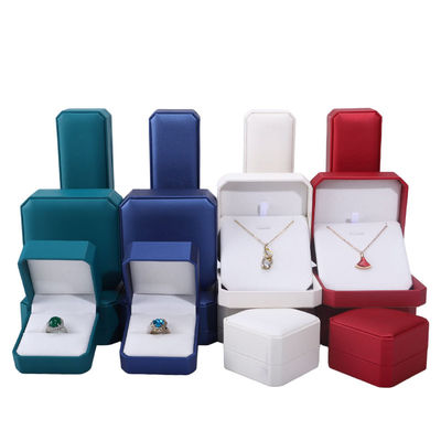 Mua Hộp đồ trang sức da vuông để đóng gói tùy chỉnh của vòng đeo tai vòng đeo cổ online manufacture