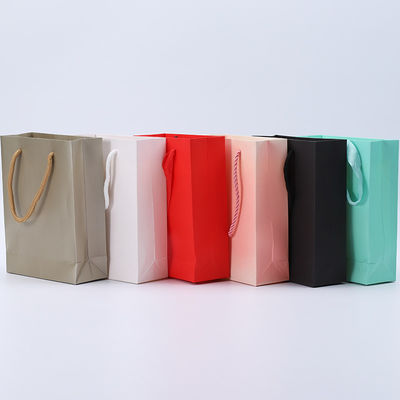 Nhập xưởng bán buôn sản xuất đồ trang sức nhung xa xỉ hộp tùy chỉnh logo vòng cổ đỏ vòng đeo tai nhẫn bao bì hộp đồ trang sức nhung