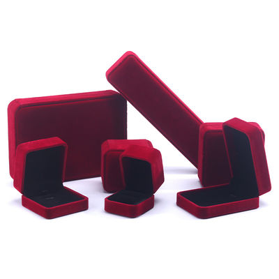 Nhập xưởng bán buôn sản xuất đồ trang sức nhung xa xỉ hộp tùy chỉnh logo vòng cổ đỏ vòng đeo tai nhẫn bao bì hộp đồ trang sức nhung