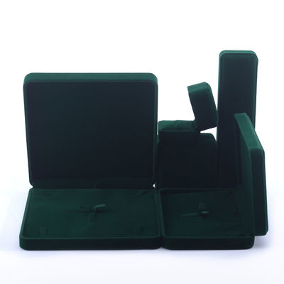 Mua Logo của khách hàng hộp trang sức nhung màu xanh lá cây cho vòng cổ dây đeo tai vòng đeo tay bao bì online manufacture