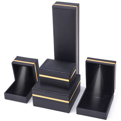 Mua Black Jewelry Box đèn LED cho vòng tay Deluxe với kích thước tùy chỉnh và phong cách mới nhất online manufacture