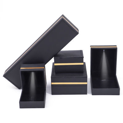 Black Jewelry Box đèn LED cho vòng tay Deluxe với kích thước tùy chỉnh và phong cách mới nhất