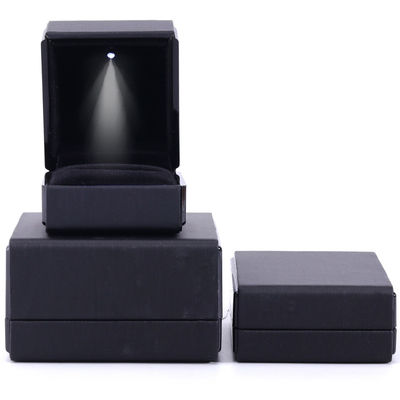 Hộp đồ trang sức màu đen làm bằng tay đèn LED cho bao bì da logo tùy chỉnh của Hanhong
