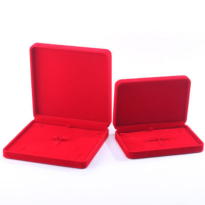Trung Quốc sản xuất bán buôn Luxury velvet đỏ đồ trang sức đóng gói hộp đồ trang sức tùy chỉnh cao cấp vòng cổ vòng đeo tai nhẫn đồ trang sức hộp đóng gói với logo
