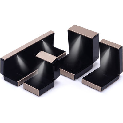 9*9*5cm hình chữ nhật Hanhong Custom Gold Necklace Bracelet and Ring LED Jewelry Packaging Box
