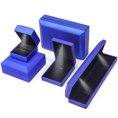 Logo tùy chỉnh Blue LED Box trang sức cho vòng đeo cổ và bông tai