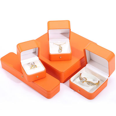 Tổ chức đồ trang sức du lịch da và nhung tùy chỉnh cho vòng tai vòng cổ