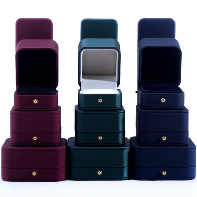 Mua Bao bì đồ trang sức logo tùy chỉnh hộp da Hanhong PU cho vòng cổ vòng đeo tay và nhẫn online manufacture