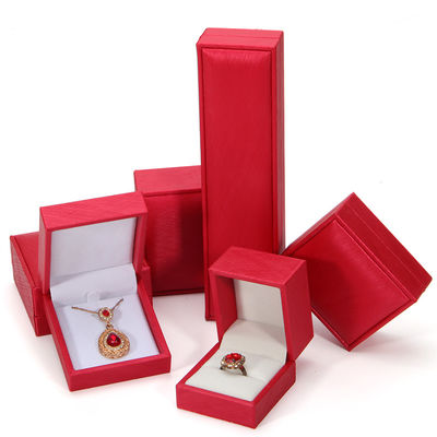 Beige Linered Set PU Da đồ trang sức hộp đóng gói với logo được in tùy chỉnh