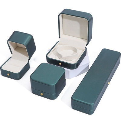 Hình thức mới nhất màu xanh lá cây PU da đồ trang sức hộp đóng gói cho vòng đeo cổ cưới nhẫn