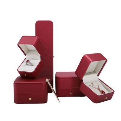 Hanhong Custom Đỏ PU da đồ trang sức bao bì hộp cho vòng đeo cổ cưới nhẫn