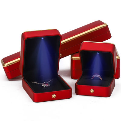 Mua Luxury Red LED Light Up Quán trang sức, Quán đóng gói trang sức tùy chỉnh kích thước online manufacture
