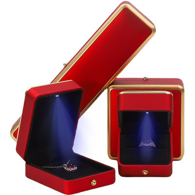 Luxury Red LED Light Up Quán trang sức, Quán đóng gói trang sức tùy chỉnh kích thước