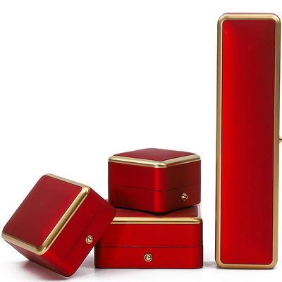 Luxury Red LED Light Up Quán trang sức, Quán đóng gói trang sức tùy chỉnh kích thước