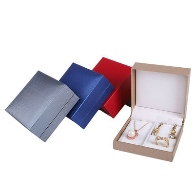 Hộp đồ trang sức giấy hình vuông kiểu nhọn sang trọng tùy chỉnh cho vòng cổ Hanhong