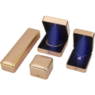 Nhãn hiệu tùy chỉnh Light Gold LED Box đồ trang sức cho vòng đeo tay vòng cổ tai đeo vòng đeo