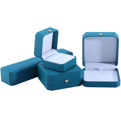 Hộp lưu trữ đồ trang sức hình vương miện tùy chỉnh bằng da PU màu xanh lá cây cho vòng tay và bông tai