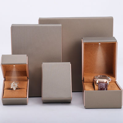 OEM PU da LED hộp đồ trang sức, Handy Quảng trường đồ trang sức Luxury Packaging Box Set