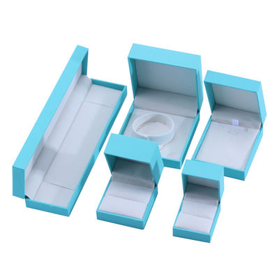 Sản xuất bán buôn Hòn đồ trang sức Ống đồ trang sức tùy chỉnh cao cấp vòng cổ vòng đeo tai Nhẫn trang sức thiết lập Bao bì giấy ván giấy màu xanh trời lật hộp trang sức với logo
