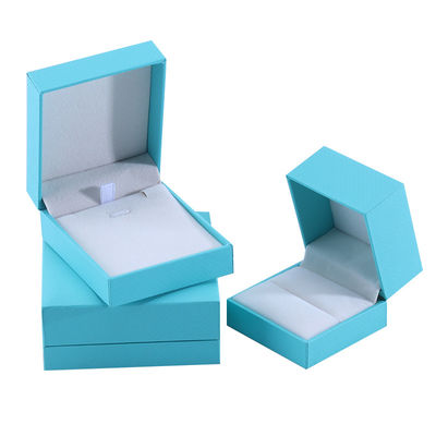 Sản xuất bán buôn Hòn đồ trang sức Ống đồ trang sức tùy chỉnh cao cấp vòng cổ vòng đeo tai Nhẫn trang sức thiết lập Bao bì giấy ván giấy màu xanh trời lật hộp trang sức với logo
