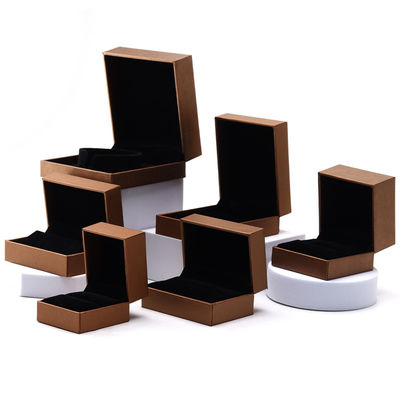 Logo tùy chỉnh hộp giấy đồ trang sức cho vòng tai vòng cổ vòng treo 9x9x3cm