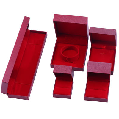 Sản xuất bán buôn Luxury hình vuông Quần áo trang sức Box cá nhân hóa High end cổ xích Vòng đeo tai Nhẫn Nhẫn Quần áo trang sức Set bao bì giấy ván lật màu đỏ Quần áo trang sức Box với logo