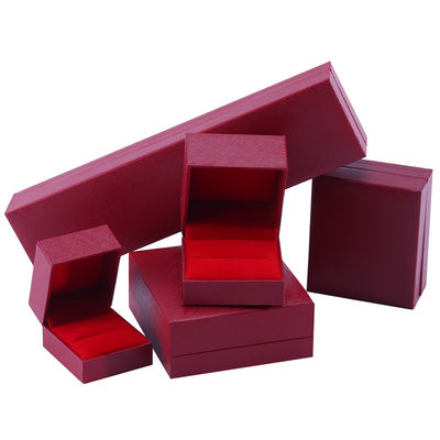 Sản xuất bán buôn Luxury hình vuông Quần áo trang sức Box cá nhân hóa High end cổ xích Vòng đeo tai Nhẫn Nhẫn Quần áo trang sức Set bao bì giấy ván lật màu đỏ Quần áo trang sức Box với logo