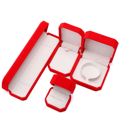 Bao bì đồ trang sức Flannelette đỏ hộp kích thước tùy chỉnh cho vòng đeo cổ và nhẫn