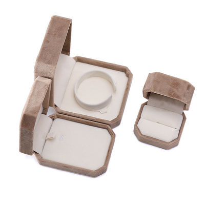 Bộ đồ trang sức Khaki Flannelette hình dạng tám giác tùy chỉnh cho vòng đeo cổ tay
