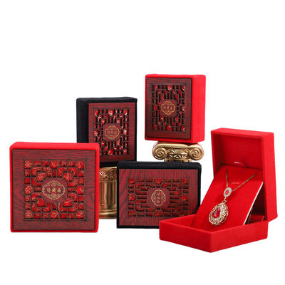 Red Velvet Lining Luxury Wooden Jewelry Box Packaging Logo tùy chỉnh kích thước