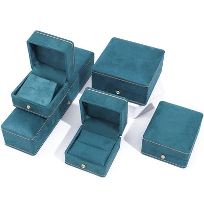 Sản xuất bán buôn Hòa trang Ánh đeo tay cao cấp tùy chỉnh Chiếc đeo tay Ánh đeo tai Nhẫn Đồ trang sức gói Nhựa màu xanh nhung Hộp trang sức với logo