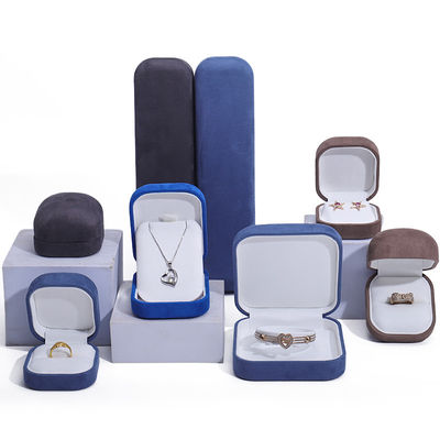 Hộp đồ trang sức bằng vật liệu nhung cho vòng đeo cổ cao cấp tùy chỉnh