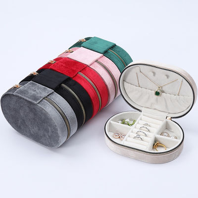Oval Multiple Cell Soft Velvet Jewelry Travel Zipper Organizer cho vòng đeo cổ