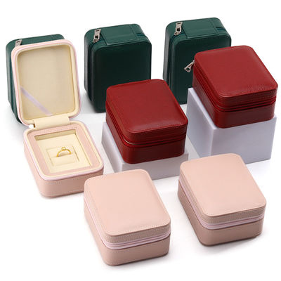 Bao bì hộp đồ trang sức có kích thước tùy chỉnh với niềng dày bên trong