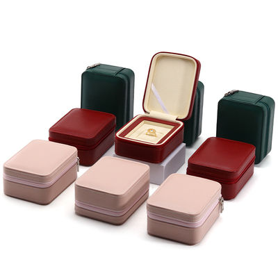 Bao bì hộp đồ trang sức có kích thước tùy chỉnh với niềng dày bên trong