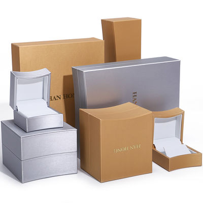 Hộp đóng gói đồ trang sức da PU hình cung đa màu cho vòng treo