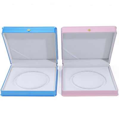Nhấp nhẹ Macaron màu nhựa hạt ngọc trai vòng cổ hộp lưu trữ đồ trang sức bao bì