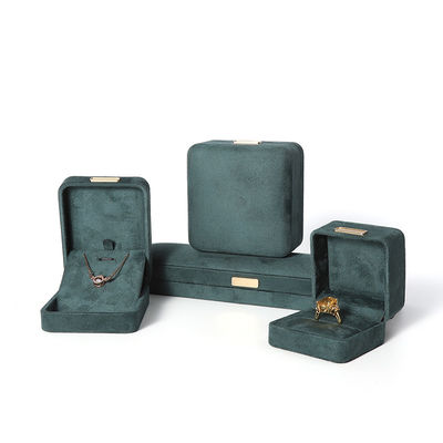 Hộp đựng trang sức nhung flannel xanh lá cây cao cấp sang trọng dành cho vòng tay, vòng cổ, nhẫn, bông tai