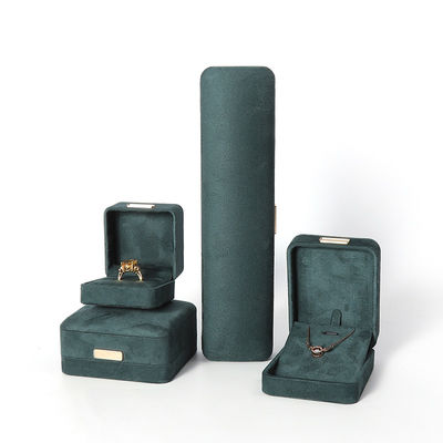 Hộp đựng trang sức nhung flannel xanh lá cây cao cấp sang trọng dành cho vòng tay, vòng cổ, nhẫn, bông tai