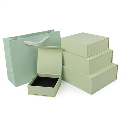 Sản xuất bán buôn chất lượng cao Hộp quà từ tính Logo tùy chỉnh sang trọng Eco Friendly màu xanh lá cây sáng Hộp đồ trang sức giấy từ tính