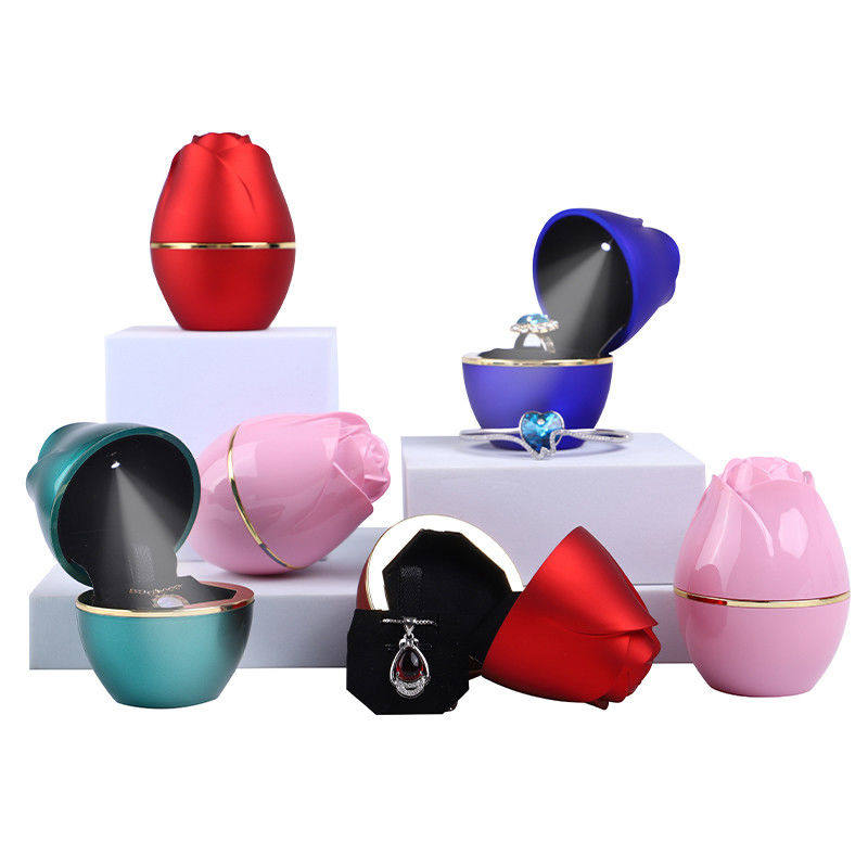 Hộp đóng gói đồ trang sức ánh sáng LED 2021 Rose Design cho nhựa và nhung tùy chỉnh