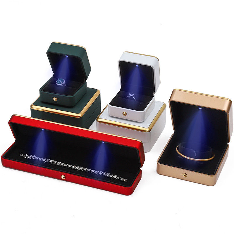 Tùy chỉnh Gold Trim LED đồ trang sức Box tổ chức cho vòng đeo tay vòng cổ nhẫn