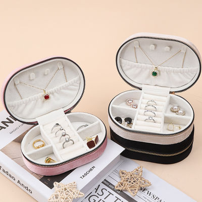 Oval Multiple Cell Soft Velvet Jewelry Travel Zipper Organizer cho vòng đeo cổ