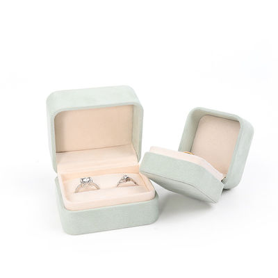 Hàng hóa bán buôn đồ trang sức bao bì hộp nhẫn hộp đồ trang sức tùy chỉnh bao bì đồ trang sức sang trọng đôi đám cưới đính hôn Green Velvet Ring Box với logo